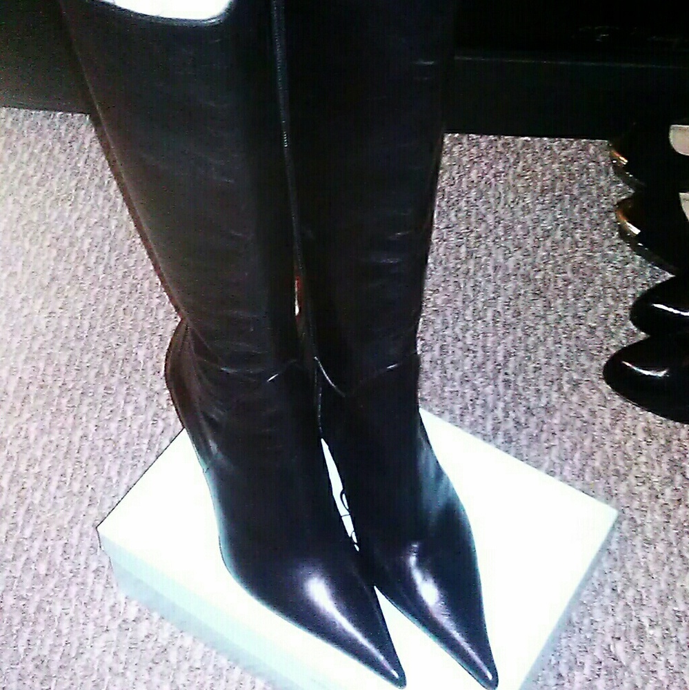 Charles David 6"Boots